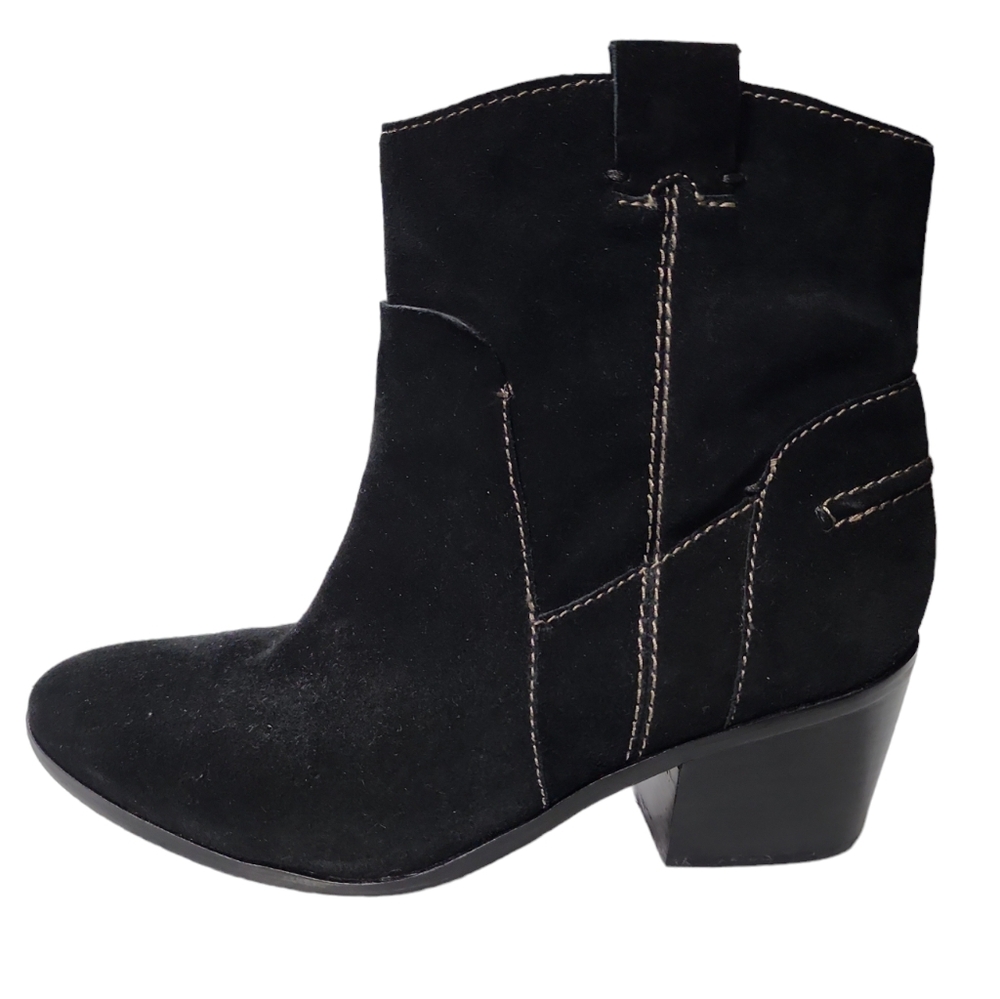 Vince Camuto black leather ankle boots, women's size 7, New Without Tags (NWOT)